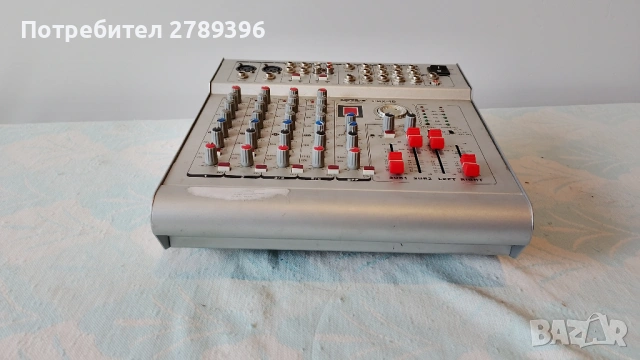 професионален аудио миксер (смесител) с вграден усилвател PMX-4D , снимка 4 - Ресийвъри, усилватели, смесителни пултове - 53483884
