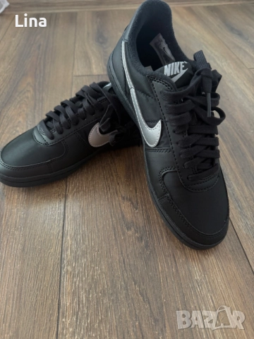 маратонки Nike дамски, снимка 5 - Маратонки - 56346254