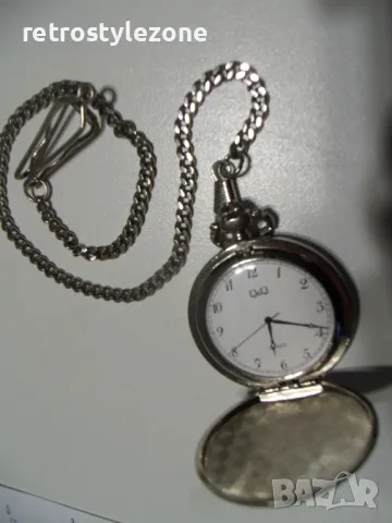 № 7957 джобен часовник  Q&Q   - с капак  - кварцов механизъм  - работещ  - с кюстек