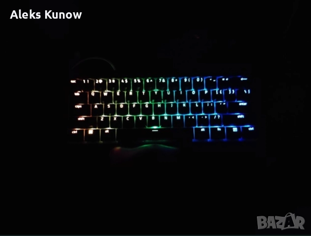 Клавиатура Razer Huntsman mini+подарък  mousepad, снимка 2 - Клавиатури и мишки - 52889940