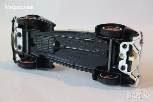 1/43 MATCHBOX AUBURN 1935 КОЛИЧКА РЕТРО МОДЕЛ, снимка 6 - Колекции - 50241344