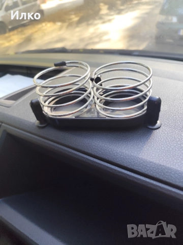 Поставка за бусове и автомобили 