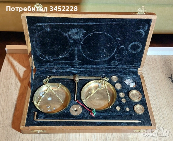 везна бижутерска за ценители 