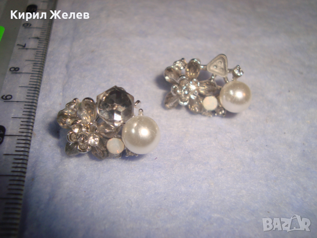 ПЕРЛЕНИ ИНКРУСТИРАНИ с ФАСЕТИРАНИ КРИСТАЛИ СРЕБРИСТИ АРТ ОБЕЦИ 9236, снимка 2 - Обеци - 36506589