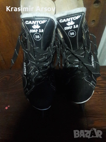 Продавам хокейни кьнки( оргинални), снимка 3 - Зимни спортове - 53159082