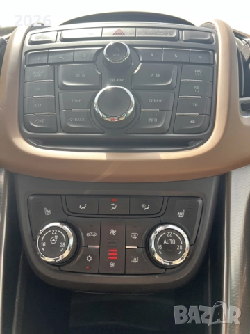 Opel Zafira tourer 1.6 турбо 150к.с, снимка 11 - Автомобили и джипове - 55898892