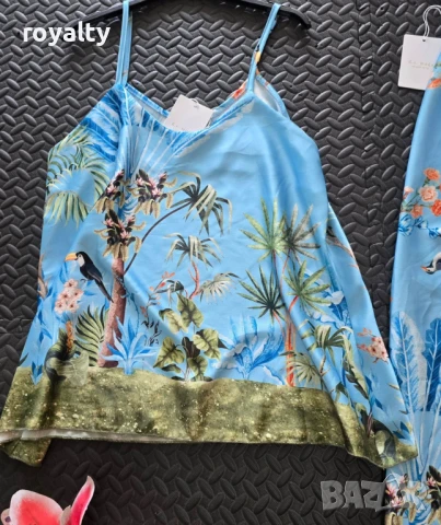 Дамски комплекти 