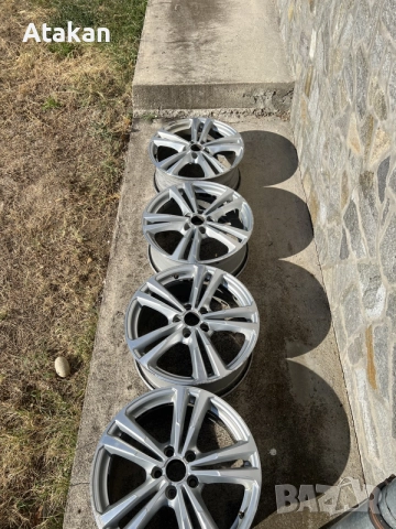 Audi Джанти A3 R245DCS TWIN SPOKE 18, снимка 2 - Гуми и джанти - 56246666