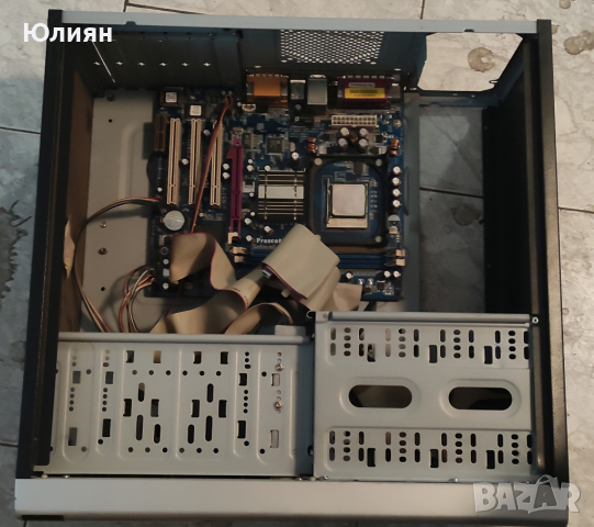 Кутия за PC с дъно, процесор, охлаждане и флопи, снимка 6 - Захранвания и кутии - 44672299