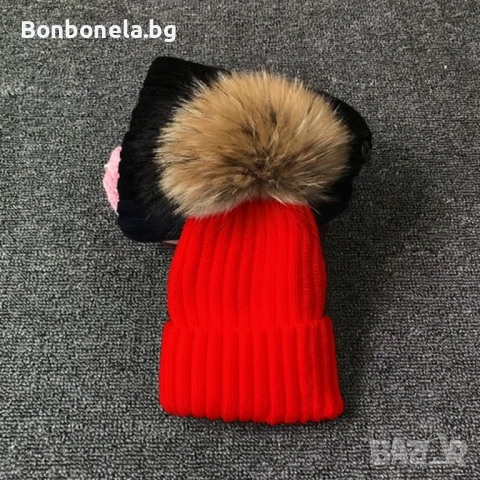 Зимна дамска шапка с голям пух, снимка 5 - Шапки - 53033004