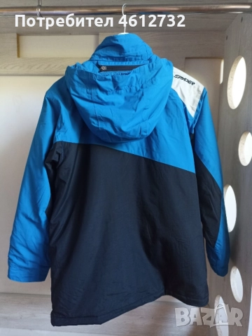 Детско ски яке Spyder, снимка 3 - Зимни спортове - 52248947