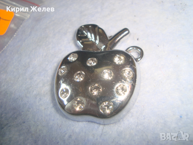 СРЕБРИСТА ЯГОДКА - ФИГУРАЛНА с КРИСТАЛЧЕТА АРТ ВИСУЛКА 3,5см 4лв, снимка 5 - Колиета, медальони, синджири - 36323774