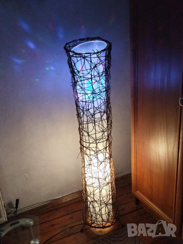 Продавам нощна лампа , снимка 2 - Настолни лампи - 53692505