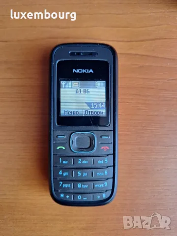 Продавам Nokia 1208