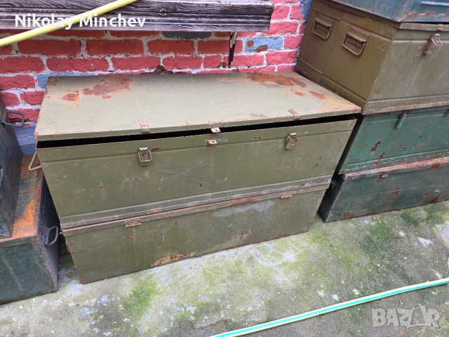 Метален сандък 