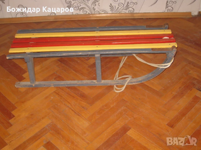 Стара дървена шейна. Цена - 35 лева(17.90 €). Пращам по Еконт. За София, може и лично да я вземете., снимка 3 - Антикварни и старинни предмети - 50929852