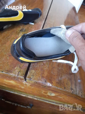 Стари футболни обувки,бутонки Jaguar, снимка 6 - Други ценни предмети - 50729318