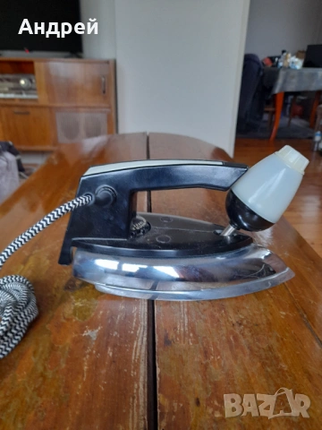 Стара Руска парна ютия #3, снимка 3 - Антикварни и старинни предмети - 53862422