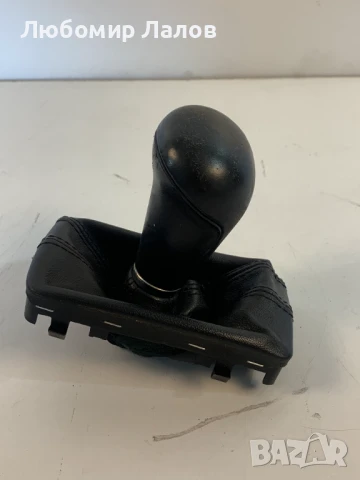 Топка маншон скоростен лост Audi A4 A5 десен волан 8K2713139, снимка 2 - Части - 50817198