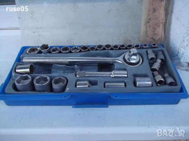 Комплект тресчотка с 27 бр. вложки и удължител, снимка 4 - Гедорета - 42628338