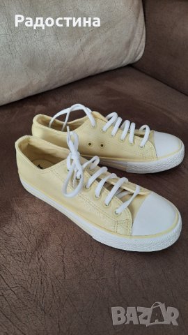 Нови гуменки номер 36 в жълто