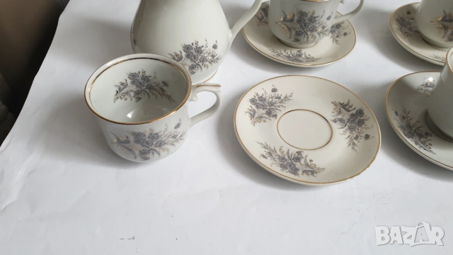 Сервиз за кафе - 13 части - фабрика Коста Йорданов гр.Видин, снимка 10 - Колекции - 53661366