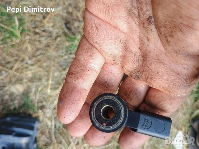 Детонационен датчик сензор за Ситроен Ксара Пикасо Пежо Citroen Xsara Picasso Peugeot 9632754980, снимка 2 - Части - 51293058