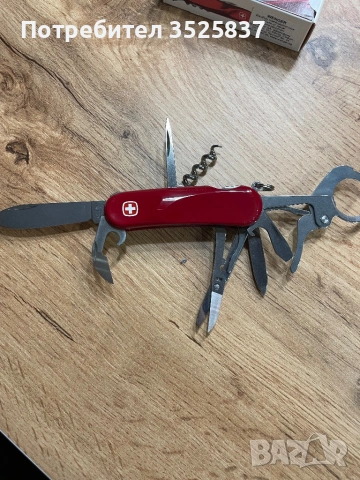 Wenger чисто нов, снимка 2 - Ножове - 53375630