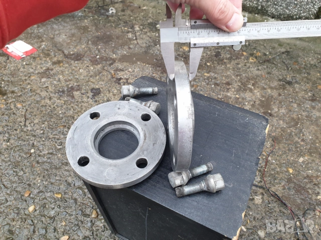 4x108 65.1 15mm 2 Фланеца с 8 болта (алуминиеви) Citroen Peugeot, снимка 3 - Части - 53597528