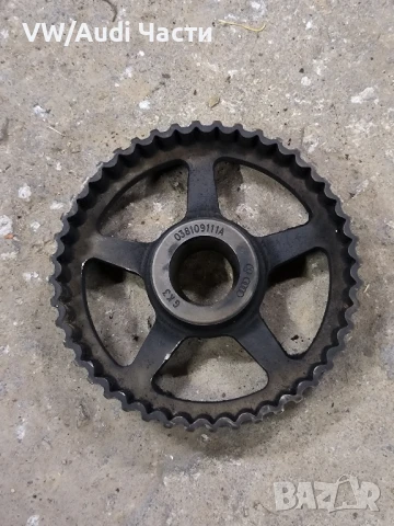 Зъбно колело вал за Голф 4 Ауди А3 Сеат Шкода Бора VW Golf 4 Audi A3 Seat Skoda Bora 038109111A, снимка 2 - Части - 50902749