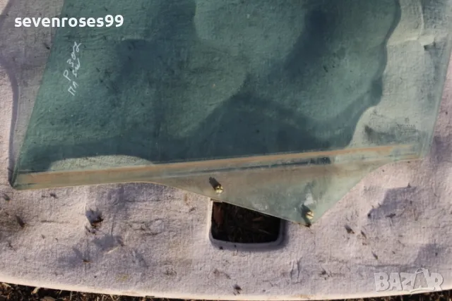 Стъкло предно ляво Пежо 307 2002 СВ Peugeot 307sw, снимка 2 - Части - 48579903