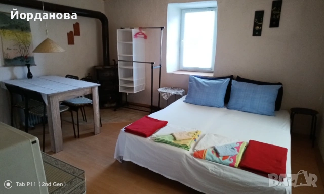 Къща с двор в село Граничар, до Дуранкулак.