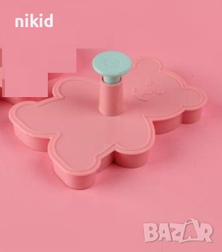 Голямо мече пластмасов резец форма с бутало за сладки фондан тесто, снимка 3 - Форми - 41191445