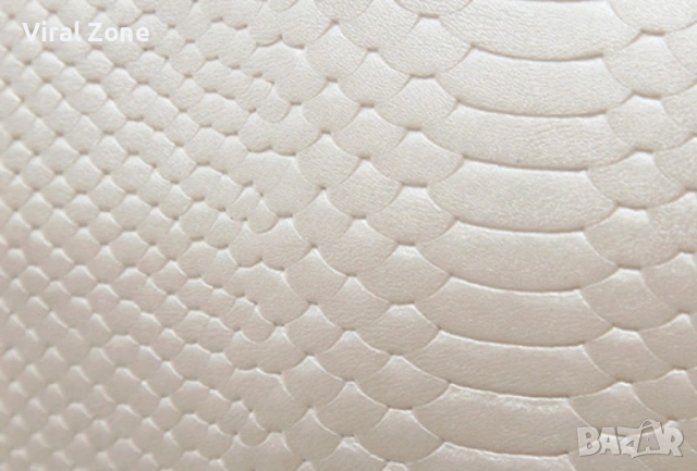 Дамска чанта с декорация , снимка 8 - Чанти - 53290032