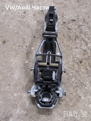 Задна лява дръжка врата Голф 5 Пасат Джета VW Golf 5 Passat Touran Jetta Caddy 1Z0839886 / 1Z0839885, снимка 2 - Части - 50607927