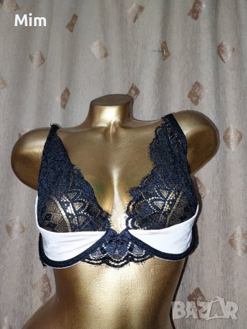 hunkemoller 80 F Черен дантелен сутиен 