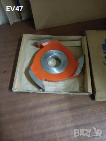 Дърводелска фрезова глава за полукръг