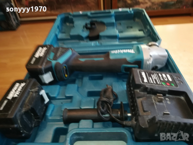 MAKITA ФЛЕКС С ДВЕ БАТЕРИИ И ЗАРЯДНО 3003221730, снимка 9 - Ъглошлайфи - 36286043