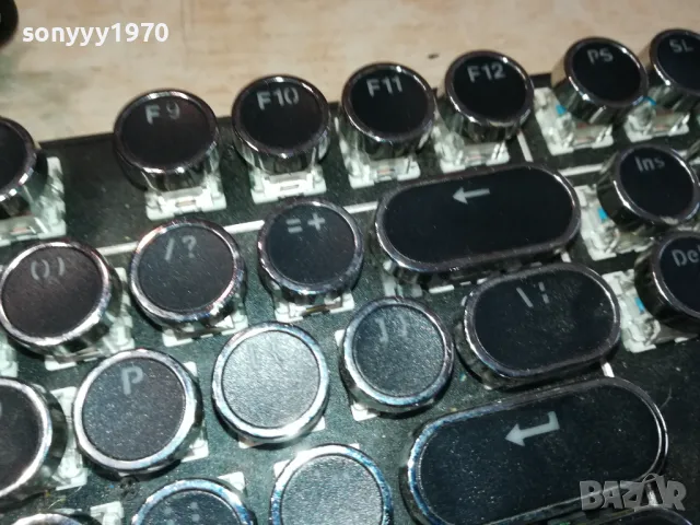 РЕТРО КЛАВИАТУРА ОТ ГЕРМАНИЯ 0602251017, снимка 10 - Аксесоари за кухня - 48988882