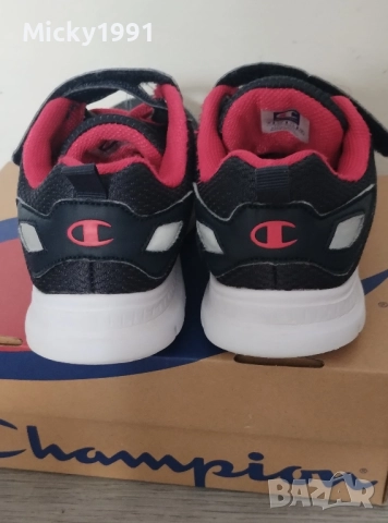 Champion олекотени маратонки / като нови, снимка 4 - Детски маратонки - 51780027