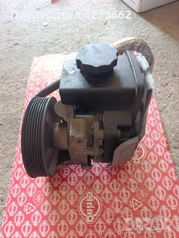 Хидравлична помпа Mercedes C180 compressor M271, снимка 2 - Части - 56049510