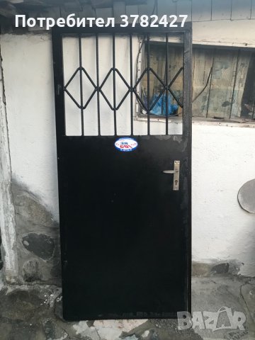 Външна метална врата с каса, снимка 1 - Входни врати - 41522468
