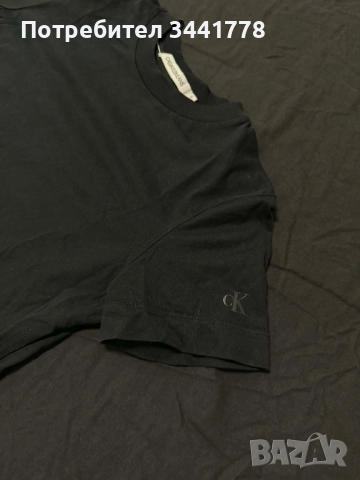 Черна тениска Calvin Klein , снимка 4 - Тениски - 52468952