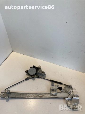 Стъклоповдигач на задна дясна врата за KIA Carnival 2.9 CRDi (2006–2012) 82460-4D020