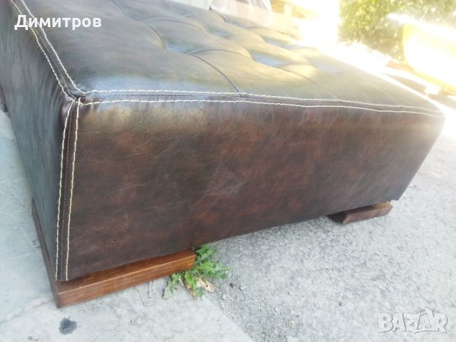 Кожена табуретка 80/80/30, снимка 3 - Дивани и мека мебел - 41572756