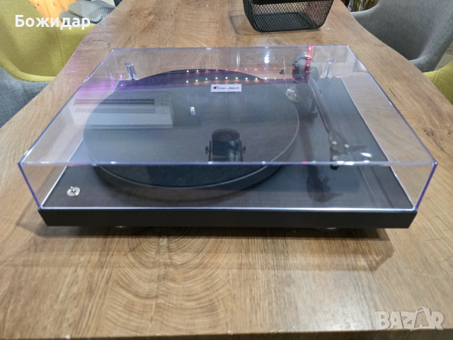 Грамофон Pro-Ject Debut PRO
