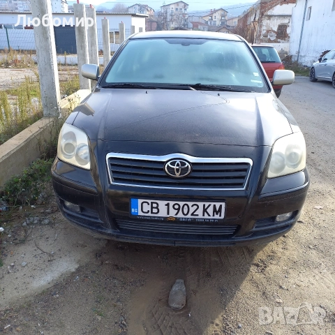 Toyota Avensis 1.6 i, снимка 2 - Автомобили и джипове - 51367932