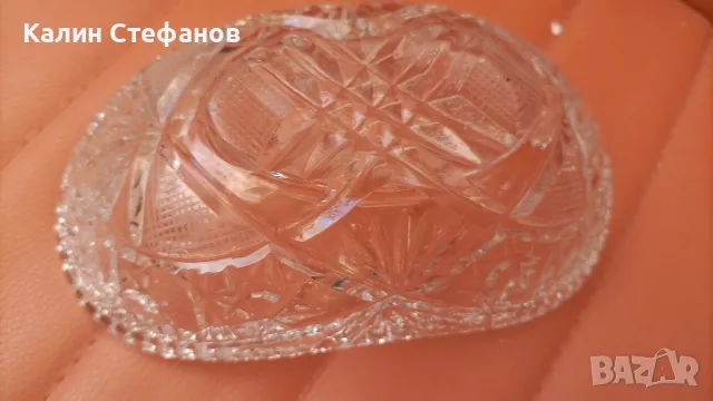 Кристална бонбониера, елипса, ръчна гравюра, снимка 4 - Прибори за хранене, готвене и сервиране - 48043234
