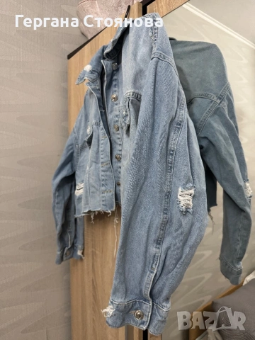 Късо накъсано дънково яке, снимка 2 - Якета - 53849398