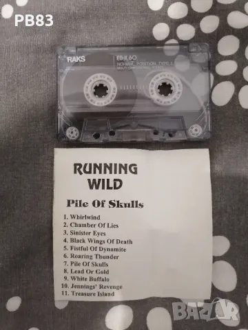 Running Wild - Pile Of Skulls (Аудио Касета), снимка 2 - Аудио касети - 49394680